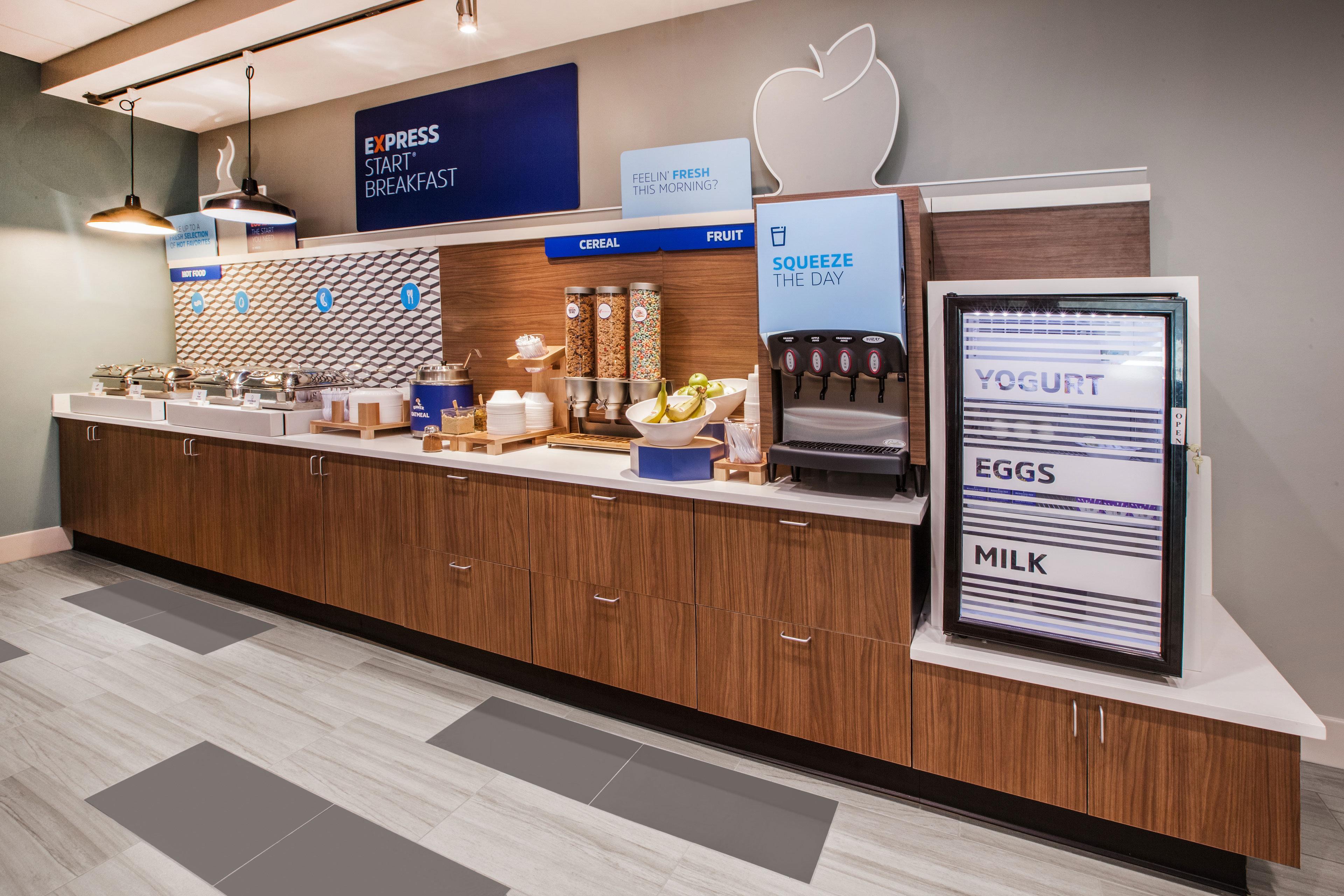 Holiday Inn Express Hotel & Suites Dfw West - Hurst By Ihg Bagian luar foto