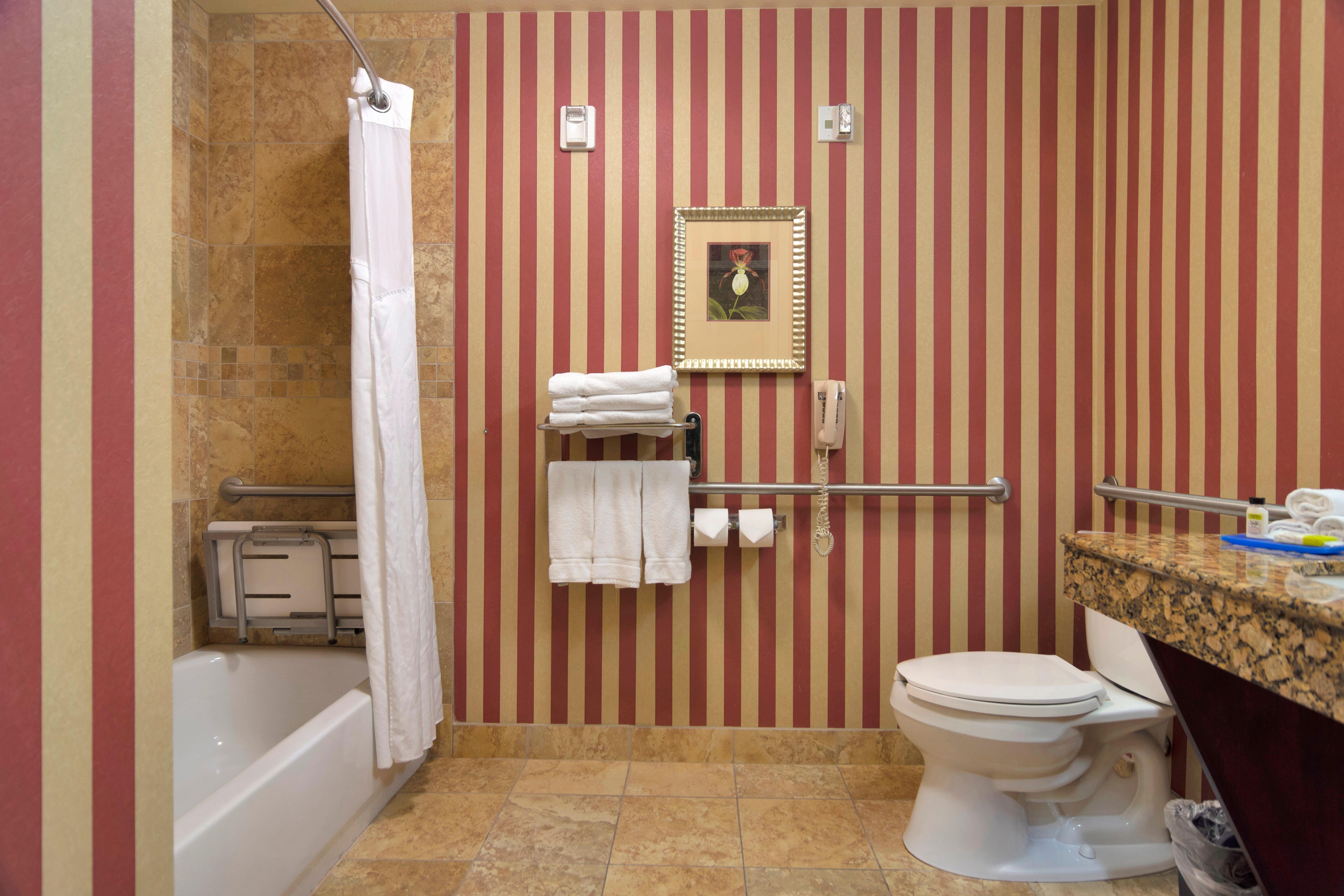 Holiday Inn Express Hotel & Suites Dfw West - Hurst By Ihg Bagian luar foto