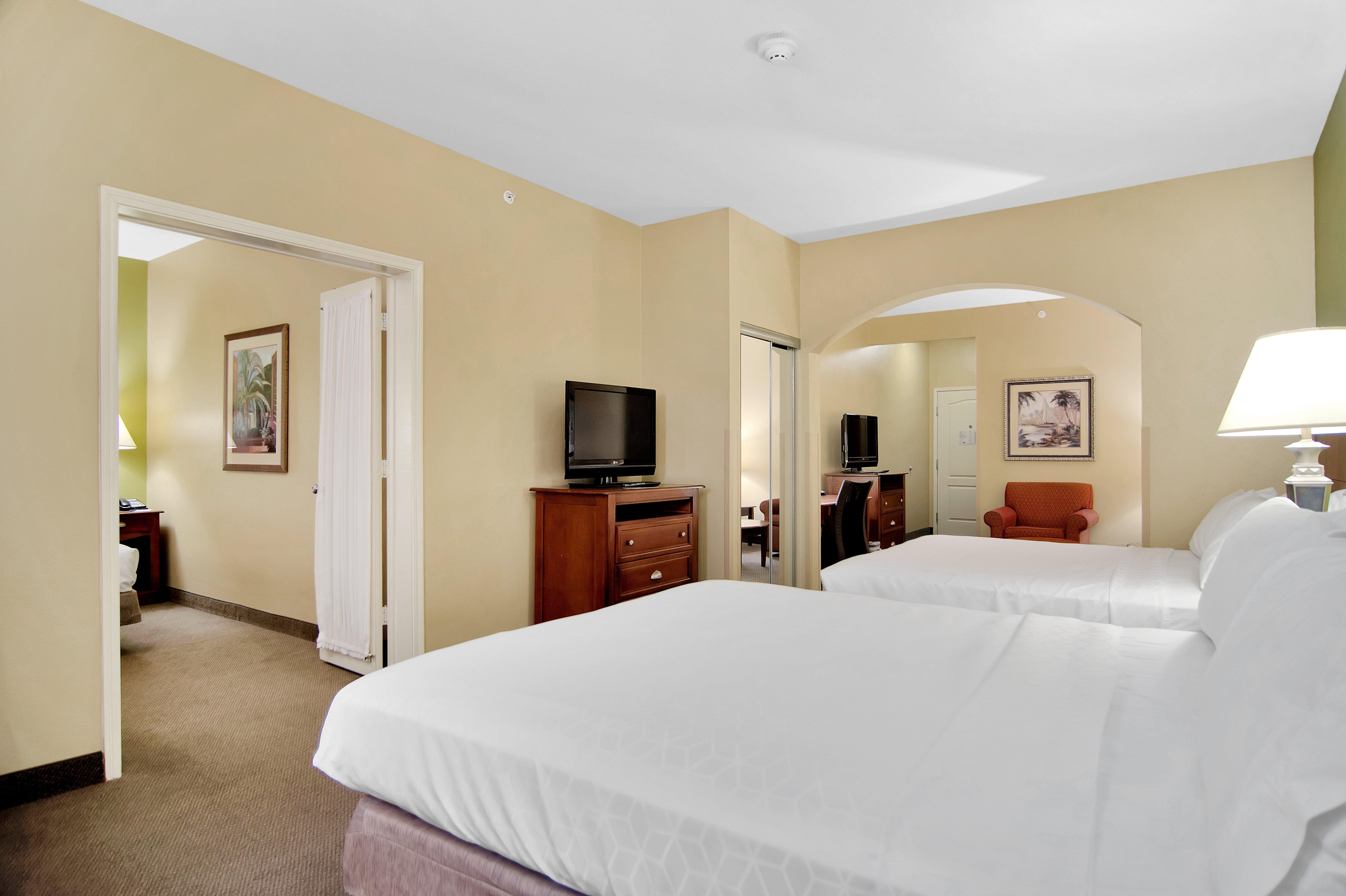 Holiday Inn Express Hotel & Suites Dfw West - Hurst By Ihg Bagian luar foto